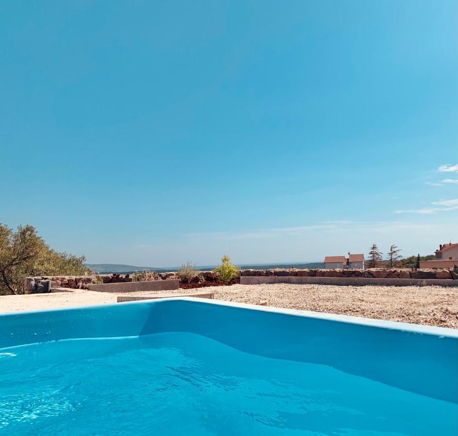 Lili Apartments, Sv Dunata 18 Корнич Экстерьер фото