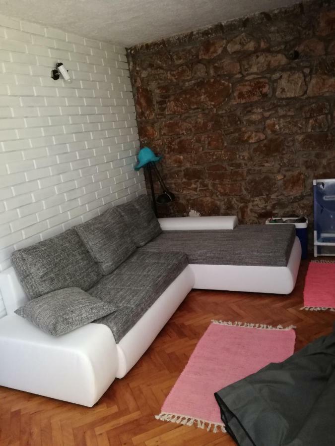 Lili Apartments, Sv Dunata 18 Корнич Экстерьер фото