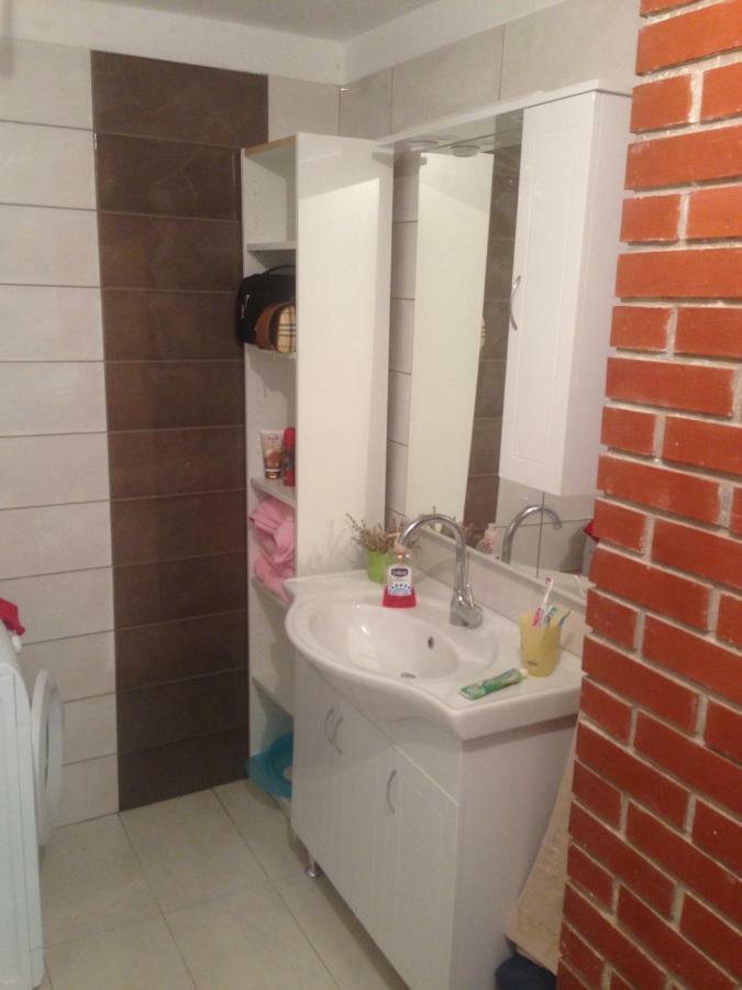 Lili Apartments, Sv Dunata 18 Корнич Экстерьер фото